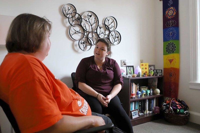 outpatient clinic women speaking